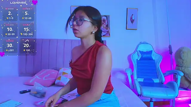 Snapshot of Zoow_bluussh chatting on February 2026 12:15:01 PM Zoow bluussh online show from February 2026 12:15:01 PM