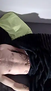 Snapshot of elong007 chatting on February 2026 11:41:01 AM elong007 online show from February 2026 11:41:01 AM