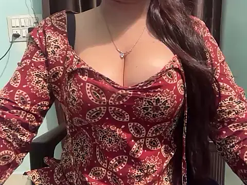 Avneet kaurr1 online show from April 2026 10:04:02 PM