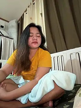 Snapshot of chikababy26 chatting on February 2026 11:25:01 PM chikababy26 online show from February 2026 11:25:01 PM