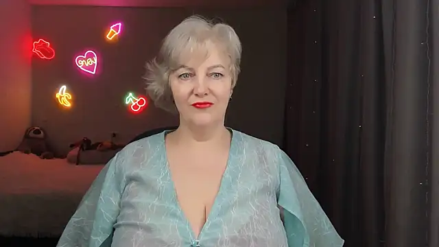 Mary-Leee online show from April 2026 06:20:02 AM