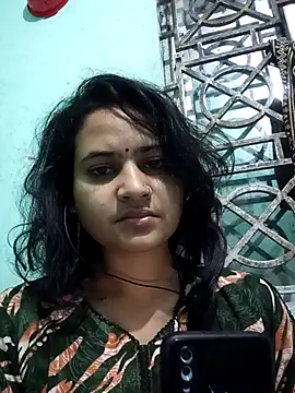 Snapshot of Masuma-hot9 chatting on February 2026 05:33:01 PM Masuma-hot9 online show from February 2026 05:33:01 PM