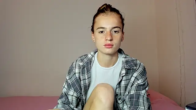Stacey Brow online show from June 2026 01:25:02 AM