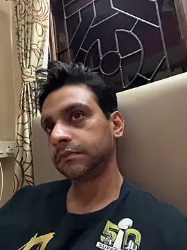 online4u08 online show from February 2026 03:02:01 PM