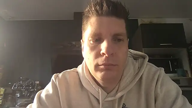 Snapshot of Minmoi1984 chatting on February 2026 07:50:01 AM Minmoi1984 online show from February 2026 07:50:01 AM