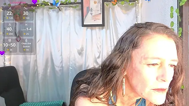 LeanaMaturee online show from May 2026 12:34:02 PM