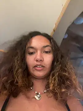 Snapshot of QueenNefertiti chatting on February 2026 10:18:01 PM QueenNefertiti online show from February 2026 10:18:01 PM