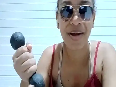 Snapshot of amandaboll chatting on February 2026 12:13:02 PM amandaboll online show from February 2026 12:13:02 PM