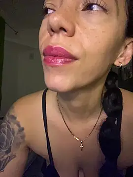 Maluxx333 online show from July 2026 03:43:02 AM
