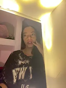 Maluxx333 online show from July 2026 03:15:02 AM