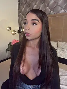 AnnyVega   online show from July 2026 04:57:01 PM