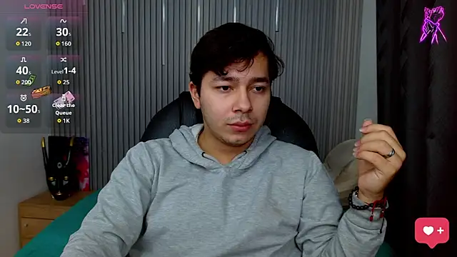 Julian Smith21 online show from May 2026 05:23:02 AM