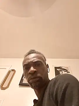 Weezie555 online show from April 2026 04:26:01 PM