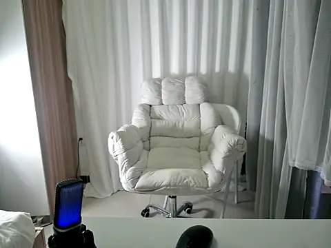 Snapshot of lilabeauty chatting on April 2026 10:34:02 PM lilabeauty online show from April 2026 10:34:02 PM