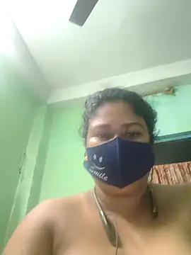 Snapshot of diyamandallllllllll chatting on February 2026 02:48:01 PM diyamandallllllllll online show from February 2026 02:48:01 PM