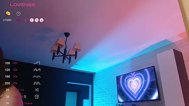 Jade Amore online show from April 2026 05:25:01 PM