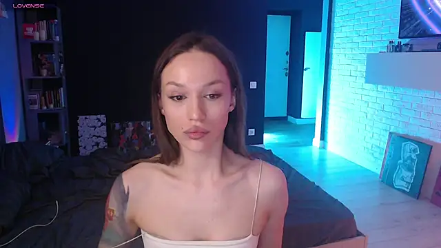 Jade Amore online show from May 2026 04:23:02 PM