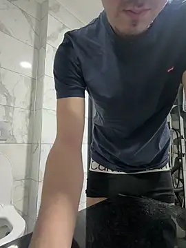 Snapshot of Vireontr1 chatting on February 2026 07:34:02 PM Vireontr1 online show from February 2026 07:34:02 PM