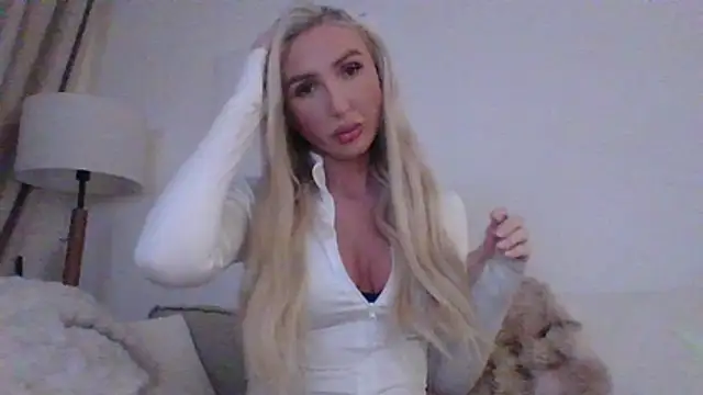 Snapshot of kinkykara25 chatting on April 2026 10:51:02 PM kinkykara25 online show from April 2026 10:51:02 PM