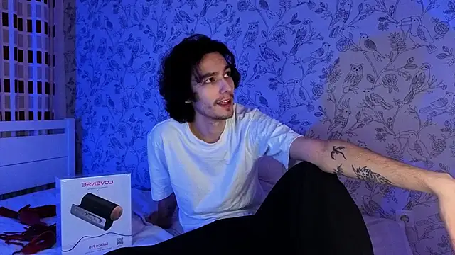 crybae online show from March 2026 08:35:02 PM