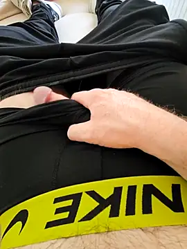 Kiffeur2Tn online show from April 2026 10:20:02 AM