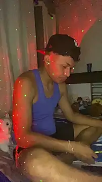 Snapshot of cristeanwoolf chatting on February 2026 12:30:02 AM cristeanwoolf online show from February 2026 12:30:02 AM