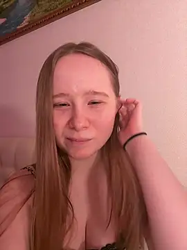 cutefoxieee online show from August 2026 10:12:01 PM