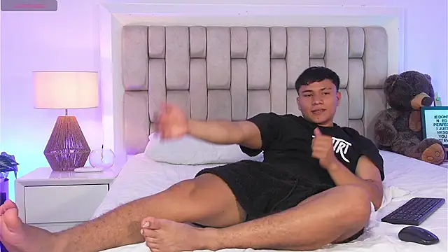 Snapshot of jordan_thompson chatting on February 2026 01:03:02 AM jordan thompson online show from February 2026 01:03:02 AM