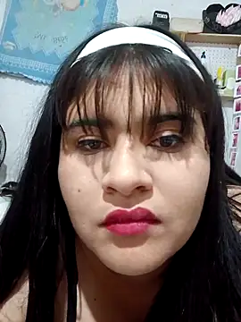 Orianamzn21 online show from May 2026 05:23:02 AM