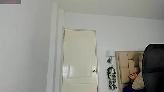 Yasmin cute online show from May 2026 08:37:02 PM