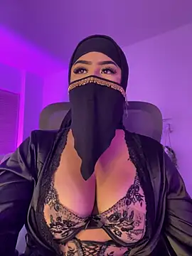 Yasmin cute online show from July 2026 01:53:02 PM