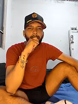 Snapshot of Latino-Sexy21 chatting on February 2026 05:44:02 PM Latino-Sexy21 online show from February 2026 05:44:02 PM