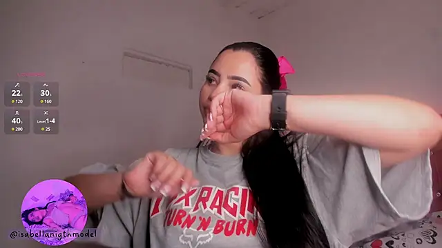 isabella nigth online show from February 2026 01:10:01 PM