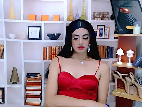 Queeny Cassandra online show from May 2026 02:44:02 PM