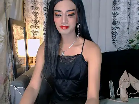 Queeny Cassandra online show from July 2026 12:02:02 AM