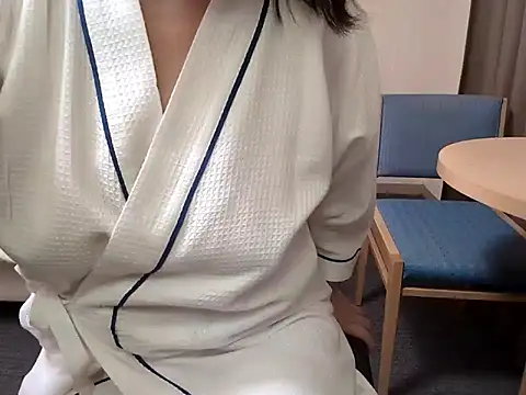 emi chan 7 online show from May 2026 01:05:02 PM