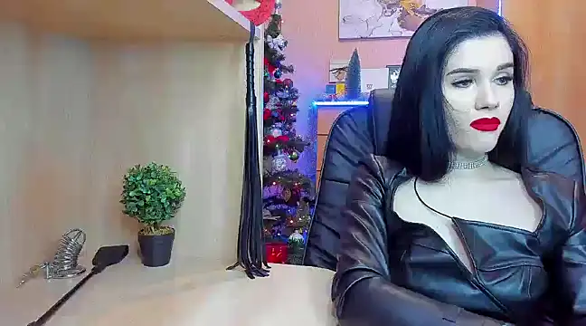 Snapshot of KristiTopxx chatting on December 2024 07:20:01 PM KristiTopxx online show from December 2024 07:20:01 PM