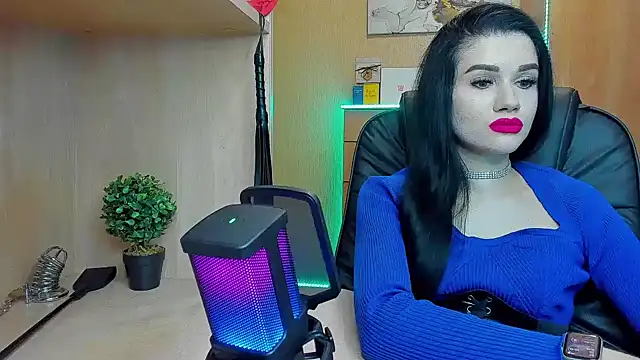 Snapshot of KristiTopxx chatting on January 2025 06:17:02 PM KristiTopxx online show from January 2025 06:17:02 PM