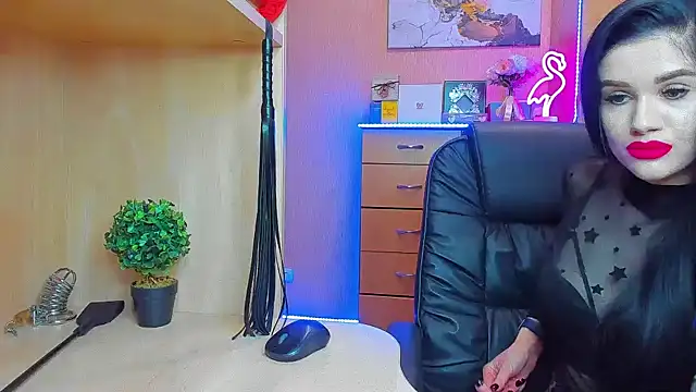 Snapshot of KristiTopxx chatting on March 2025 08:32:02 PM KristiTopxx online show from March 2025 08:32:02 PM