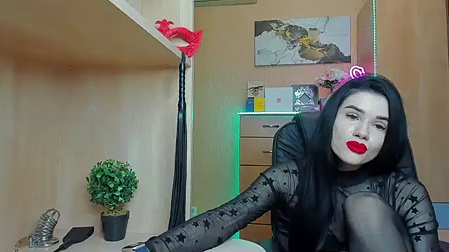 Snapshot of KristiTopxx chatting on March 2025 09:13:02 PM KristiTopxx online show from March 2025 09:13:02 PM