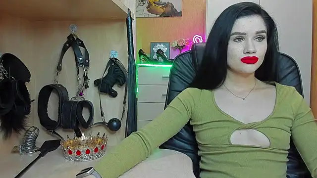 Snapshot of KristiTopxx chatting on September 2025 07:28:01 PM KristiTopxx online show from September 2025 07:28:01 PM