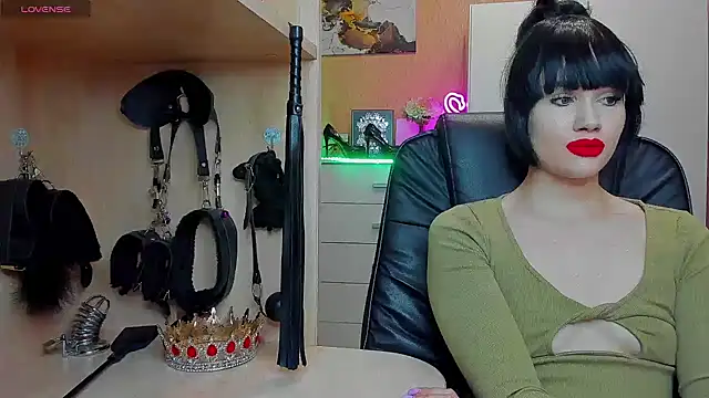 KristiTopxx online show from June 2026 06:35:02 PM