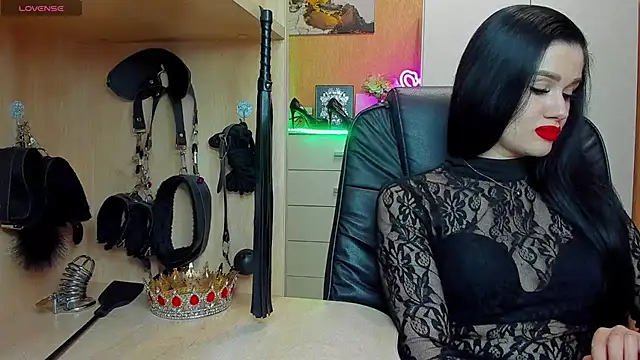 KristiTopxx online show from June 2026 07:19:01 PM