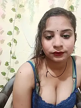 Snapshot of lovely-girl99 chatting on March 2026 03:58:02 AM lovely-girl99 online show from March 2026 03:58:02 AM