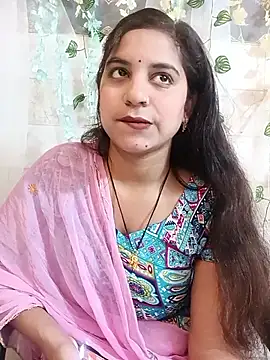 Snapshot of lovely-girl99 chatting on April 2026 06:40:02 AM lovely-girl99 online show from April 2026 06:40:02 AM