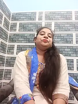 Snapshot of lovely-girl99 chatting on August 2026 08:39:01 AM lovely-girl99 online show from August 2026 08:39:01 AM