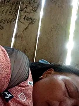 heesuu11 online show from April 2026 05:18:02 AM