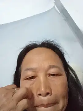 heesuu11 online show from May 2026 04:24:02 PM