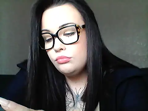 Snapshot of Beccasash chatting on April 2026 02:14:02 PM Beccasash online show from April 2026 02:14:02 PM