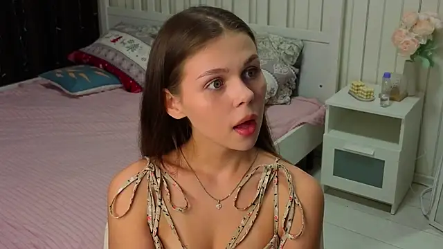 EarthaLevra online show from March 2026 08:08:02 PM